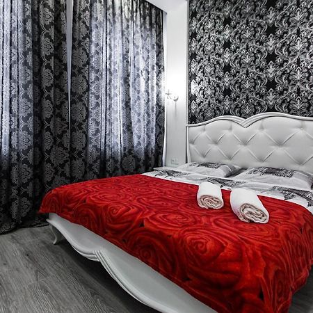 Однокомнатная Форум-Центр Apartment Lviv Ngoại thất bức ảnh