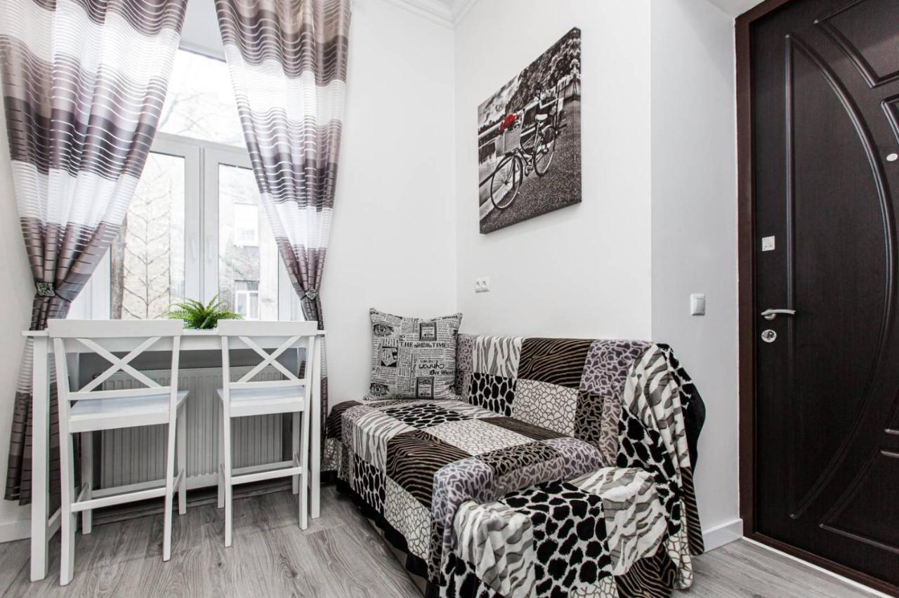 Однокомнатная Форум-Центр Apartment Lviv Ngoại thất bức ảnh