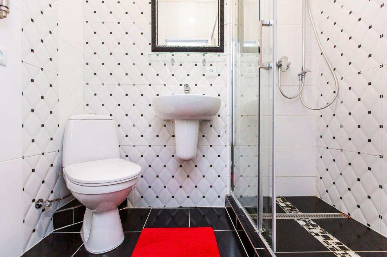 Однокомнатная Форум-Центр Apartment Lviv Ngoại thất bức ảnh