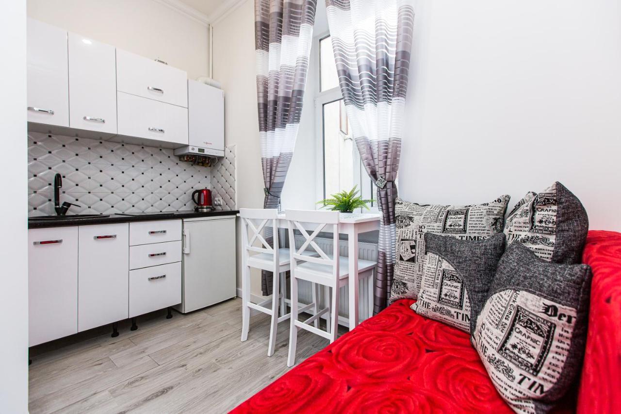 Однокомнатная Форум-Центр Apartment Lviv Ngoại thất bức ảnh