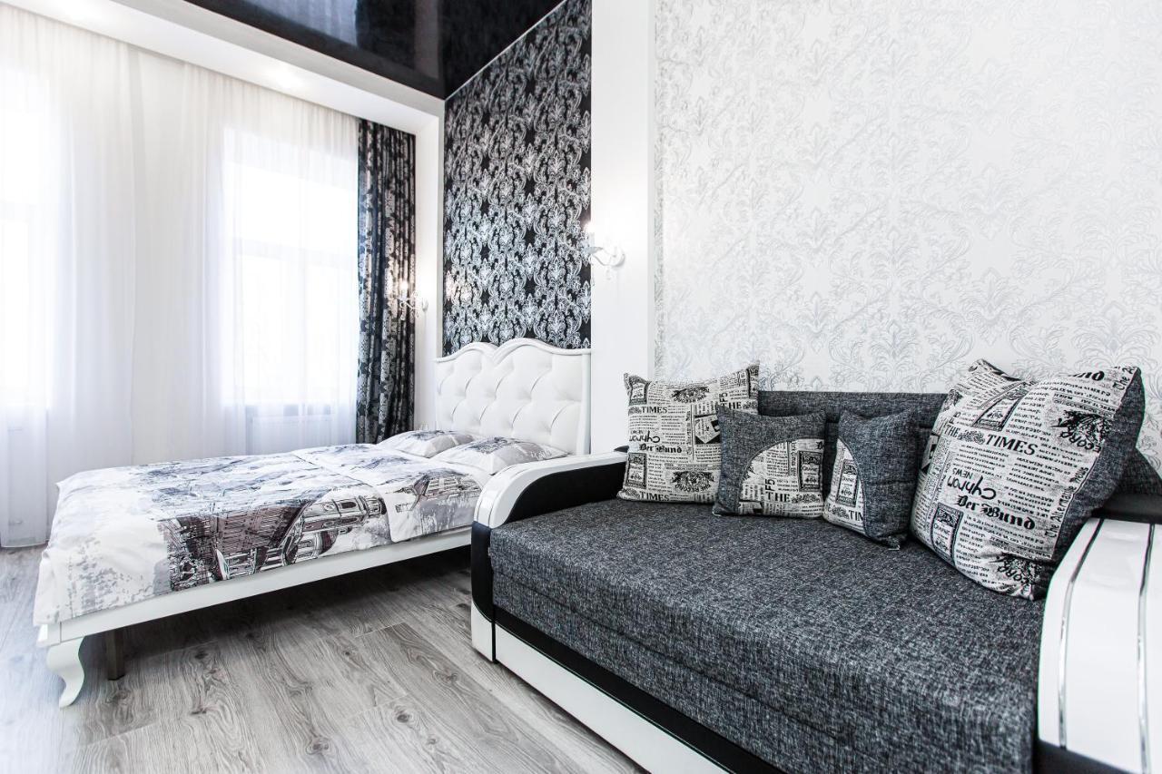 Однокомнатная Форум-Центр Apartment Lviv Ngoại thất bức ảnh