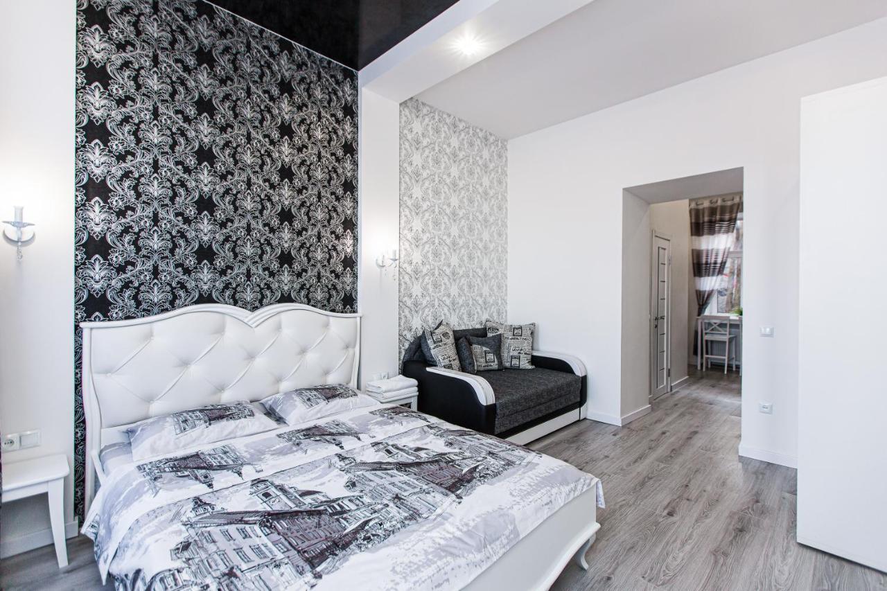 Однокомнатная Форум-Центр Apartment Lviv Ngoại thất bức ảnh