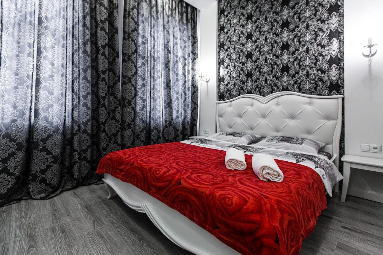 Однокомнатная Форум-Центр Apartment Lviv Ngoại thất bức ảnh